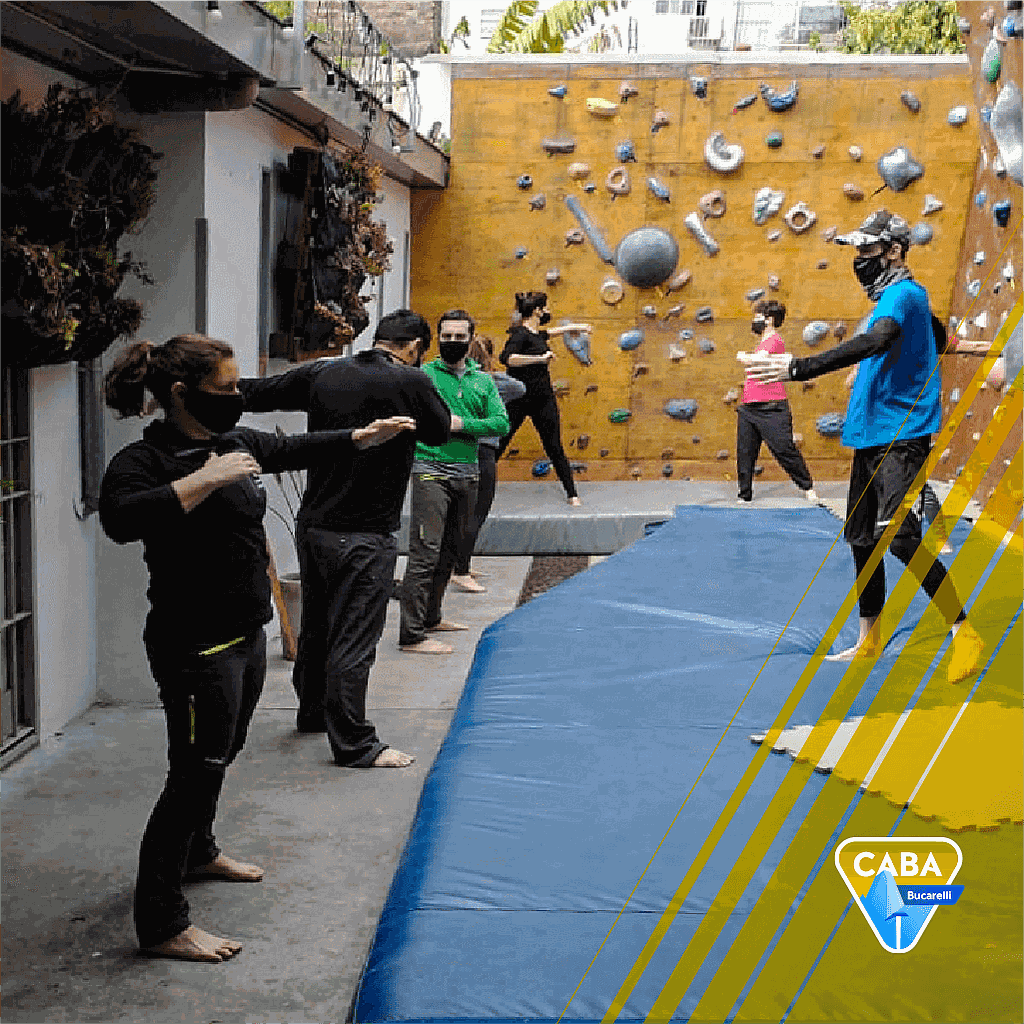 Bucarelli - Clases de escalada (Adult@s) - INTERMEDIOS